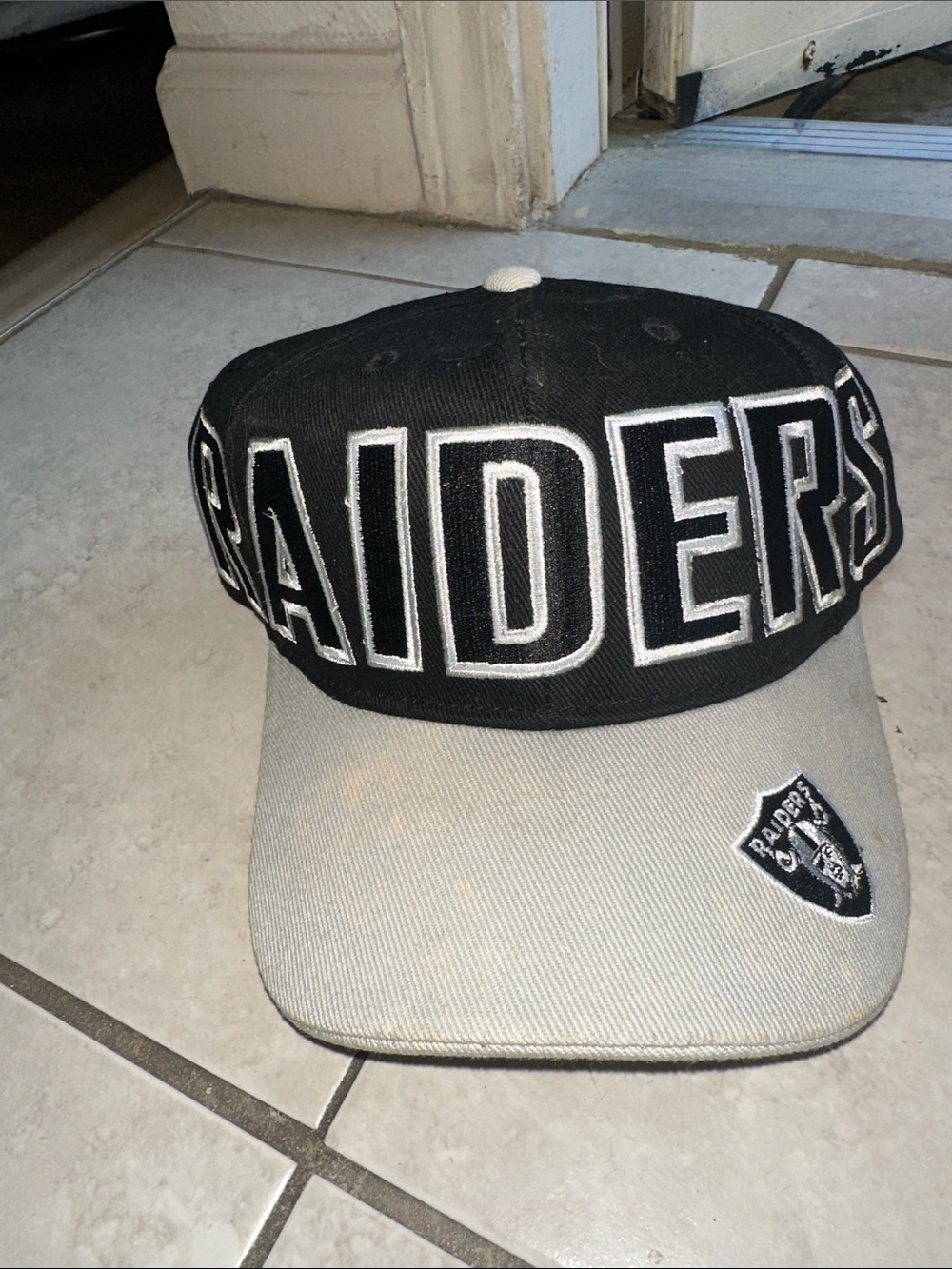 Riders by Lee Black and Gray Raiders Embroidered Snapback Hat